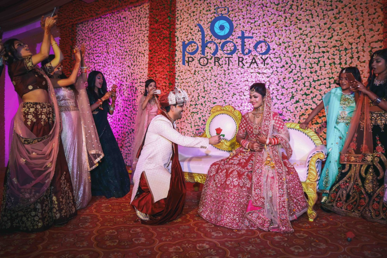 indian wedding couple
